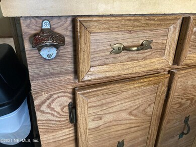 512 Neisman Ave, Interlachen, FL