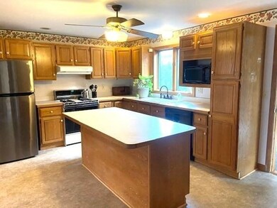 10 Brentwood Rd, Methuen, MA 01844 - photo 5