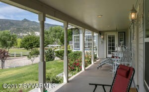 003_Front PorchView
