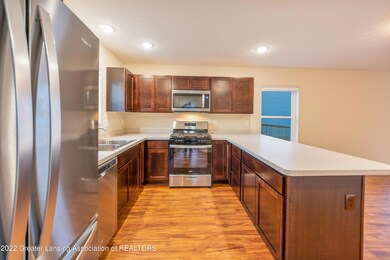 1303 W Maple St, Lansing, MI 48915 - photo 7