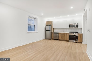 3952 Lancaster Ave unit 302, Philadelphia, PA 19104 - photo 2