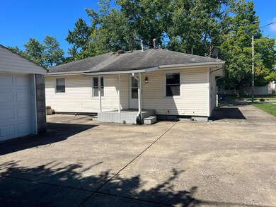 1388 Maetzel Dr, Columbus, OH 43227 - photo 6