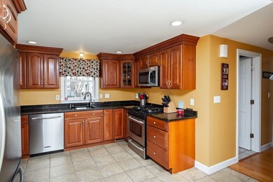 54 Platt St, Abington, MA 02351 - photo 4