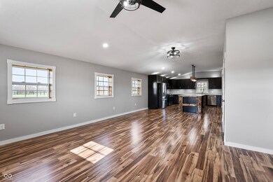 9462 N Rushville Rd, Knightstown, IN 46148 - photo 4