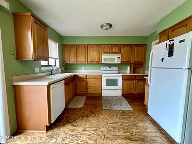 232 Park Meadows. Kitchen