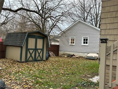 168 E Riddle Ave, Ravenna, OH 44266 - photo 2