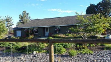 23086 Remuda Ln, Bend, OR 97701 - photo 2