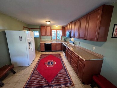 11 Sylvia Heights, Hadley, MA 01035 - photo 7