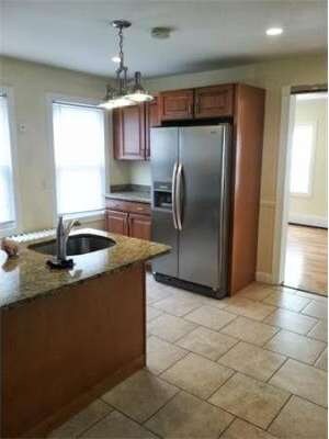 42 Murray St, Lynn, MA 01905 - photo 2