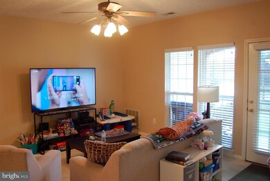 2404 Chestnut Terrace Ct unit 103, Odenton, MD 21113 - photo 2