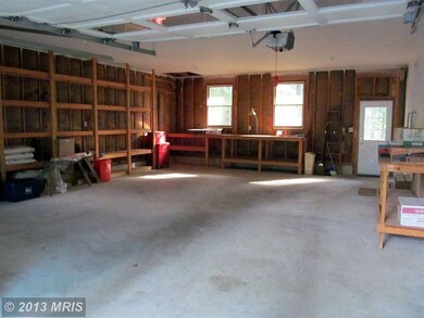 615 Blankner Rd, Sykesville, MD 21784 - photo 2