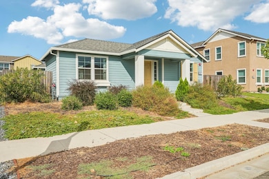 862 W Main St, Winters, CA 95694 - photo 2