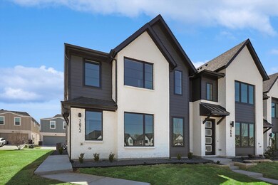 7672 Rambler Ln, North Richland Hills, TX 76182 - photo 3