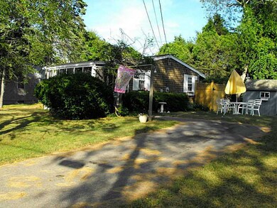 49 Amancio St, Wakefield, RI 02879 - photo 3