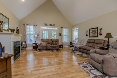 Living Dining