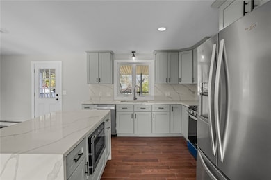 5 Katherine Dr, Johnston, RI 02919 - photo 4