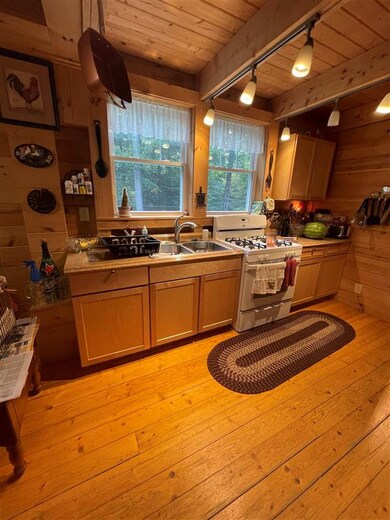 220 Keyes Hollow Rd, Lempster, NH 03605 - photo 5