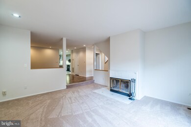 1960 Lakeport Way, Reston, VA 20191 - photo 6