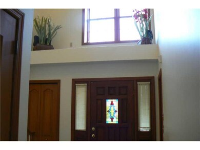 Entry/Foyer.