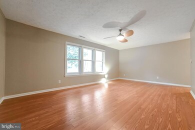 44545 White Pine Ct, California, MD 20619 - photo 7