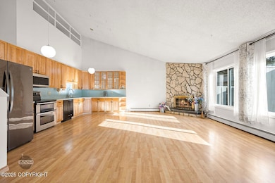 3135 Draco Dr, Anchorage, AK 99502 - photo 5