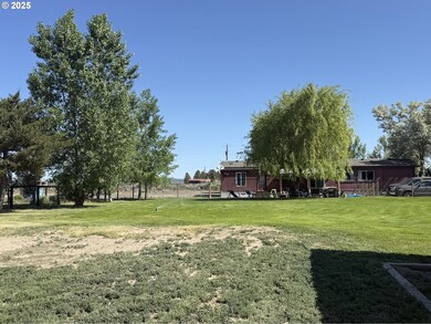 87932 Pinion Ln, Christmas Valley, OR 97641 - photo 7