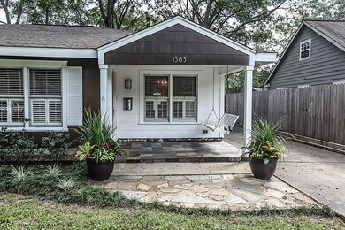 1563 Sue Barnett Dr, Houston, TX 77018 - photo 4