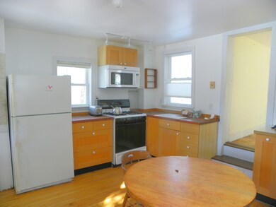 26 Hancock St, Newburyport, MA 01950 - photo 3