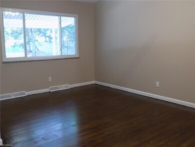 1365 Barcelona Dr, Akron, OH 44313 - photo 4