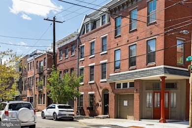 826 S 2nd St unit 3, Philadelphia, PA 19147 - photo 2