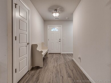 14888 S Birch St, Glenpool, OK 74033 - photo 7