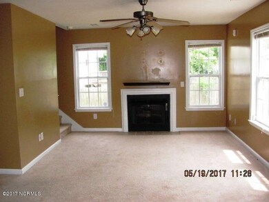 412 N Wilmington Family Room