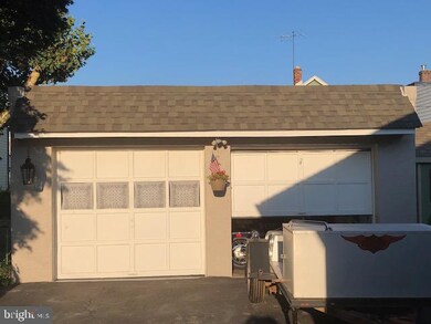 329 Lagrange Ave, Essington, PA 19029 - photo 3