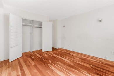 Lincoln Guild Apartments unit 7AW, New York, NY 10023 - photo 6