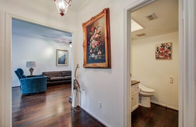 11711 Memorial Dr unit 635, Houston, TX 77024 - photo 6