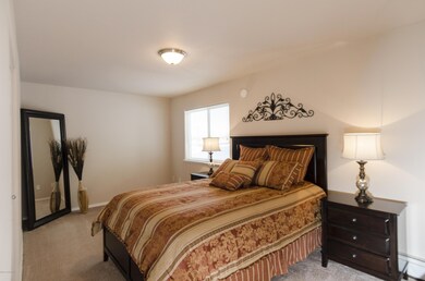 Master Bedroom (1)