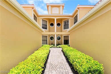 15921 Prentiss Pointe Cir unit 102, Fort Myers, FL 33908 - photo 4