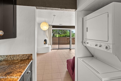 Kitchen w/Laundry