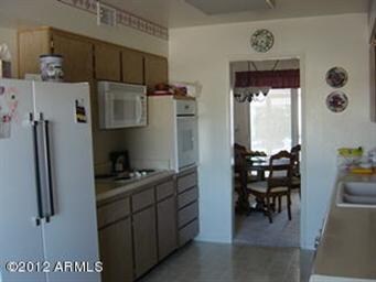 Kitchen 10532 Desert  Forest .