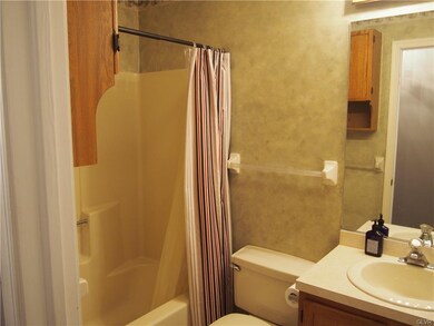 4530 Adams St, Whitehall, PA 18052 - photo 5