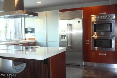 Kitchen with Bar