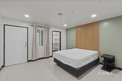 1879 W Peppertree Dr unit B3, Safford, AZ 85546 - photo 7