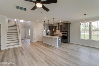 Great Room to Kitchen and Eat-In - Nanta