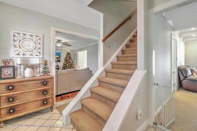 05-FOYER