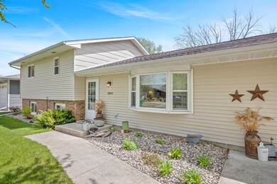 1804 Judd Ave N, Glencoe, MN 55336 - photo 2
