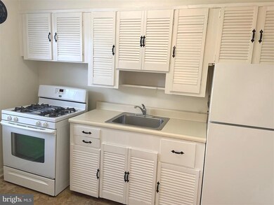 6514 Potomac Ave unit B1, Alexandria, VA 22307 - photo 7