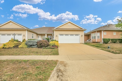 1504 Stonebluff Ct, Champaign, IL 61822 - photo 3