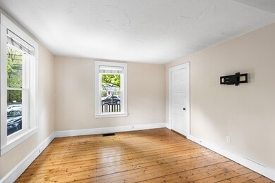 94 King St unit 1, Hanover, MA 02339 - photo 2