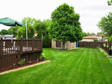 2625 Autumn Dr, Crown Point, IN 46307 - photo 3