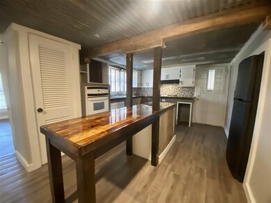 2414 Phillips Ln, Texarkana, TX 75501 - photo 6